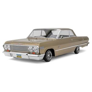 1/10 1963 Chevrolet Impala Hopping Lowrider Champaign